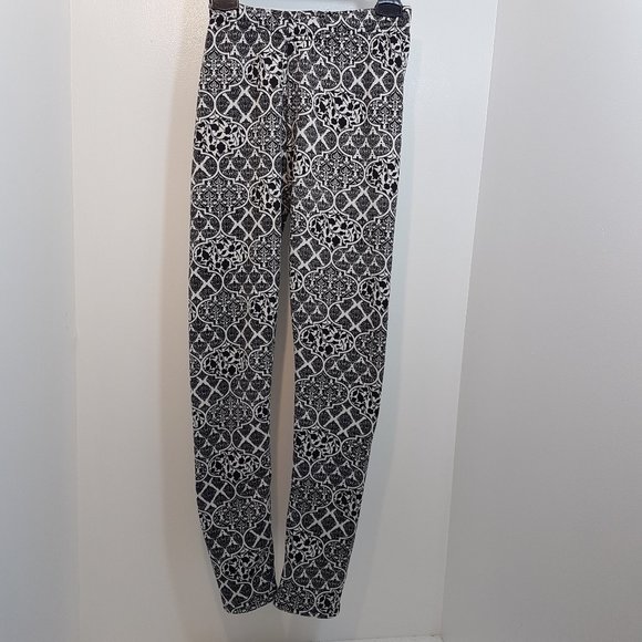 M Just Cozy Perfect Leggings - Picture 6 of 8